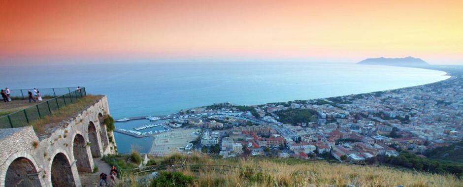 Vicolo Dei Pescatori Terracina Apartment Екстериор снимка
